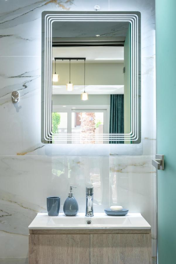 Mk Summer Breeze Luxury Apartments Agia Pelagia 외부 사진