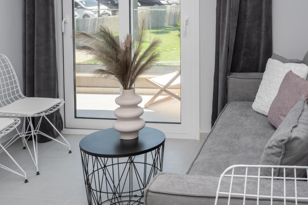 Mk Summer Breeze Luxury Apartments Agia Pelagia 외부 사진
